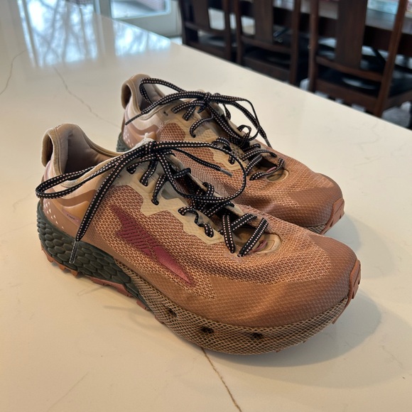 Women’s Altra Timp 4 trail running shoes 8.5 - Picture 14 of 15